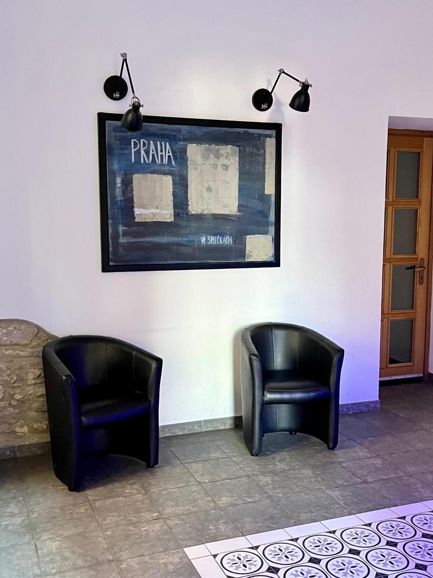City Centre Apartment With Parking プラハ エクステリア 写真